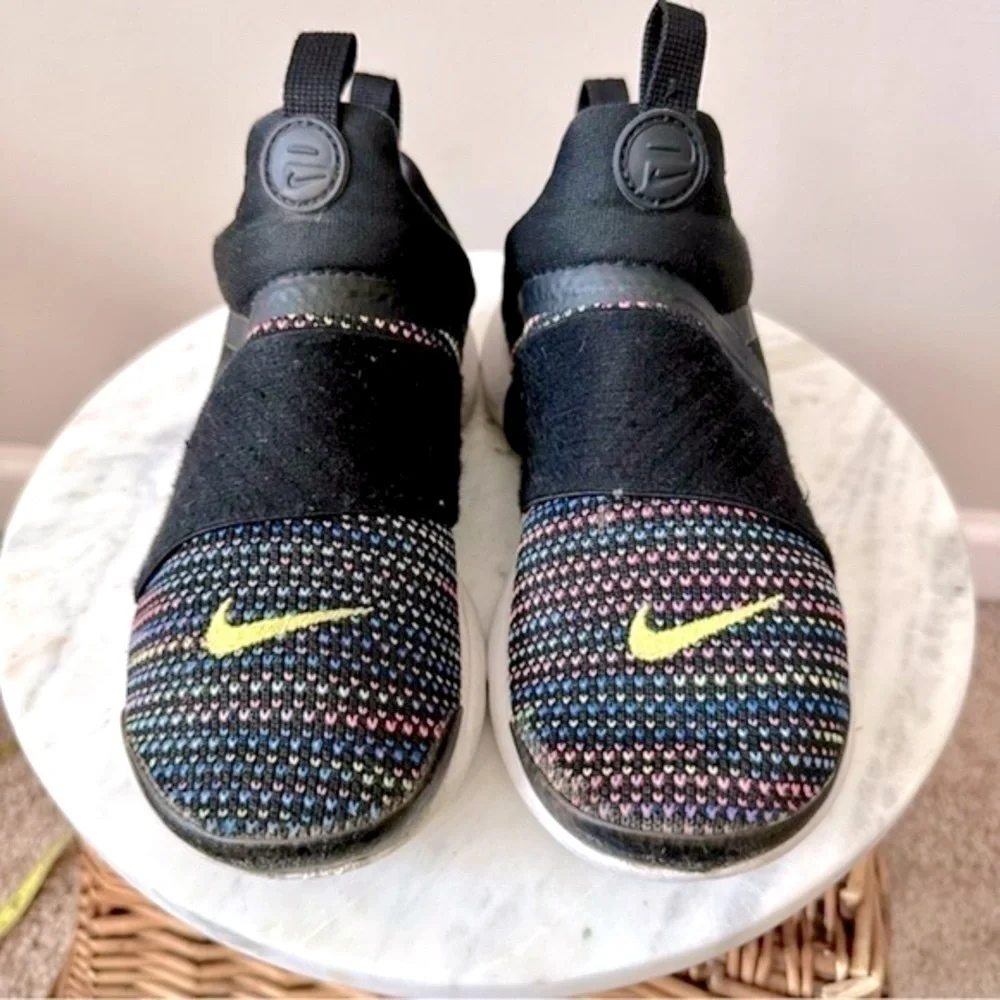 GUC NIKE Presto Fly Extreme SE GS Shoe Size 3Y Youth m Black Multicolor